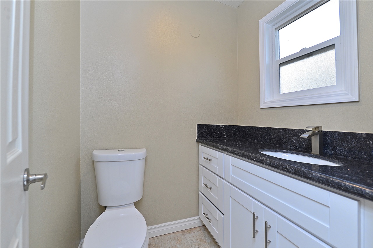 13703 East Lakeview Road Lakeside, CA 92040 - Photo 15 of 25 Gallery Image 15