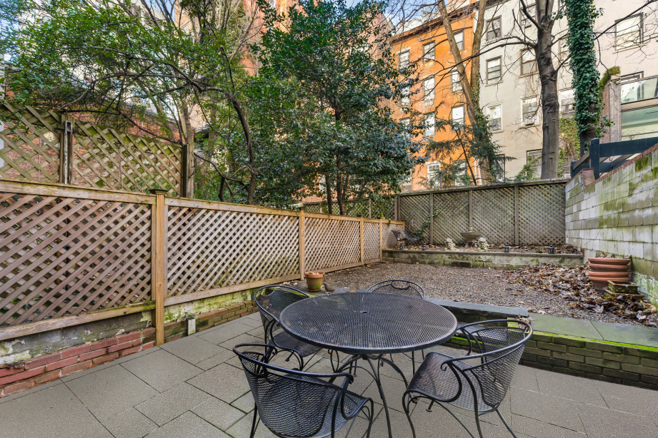 485 West 22nd Street, Unit GARDEN Manhattan, NY 10011 - Photo 2 of 9