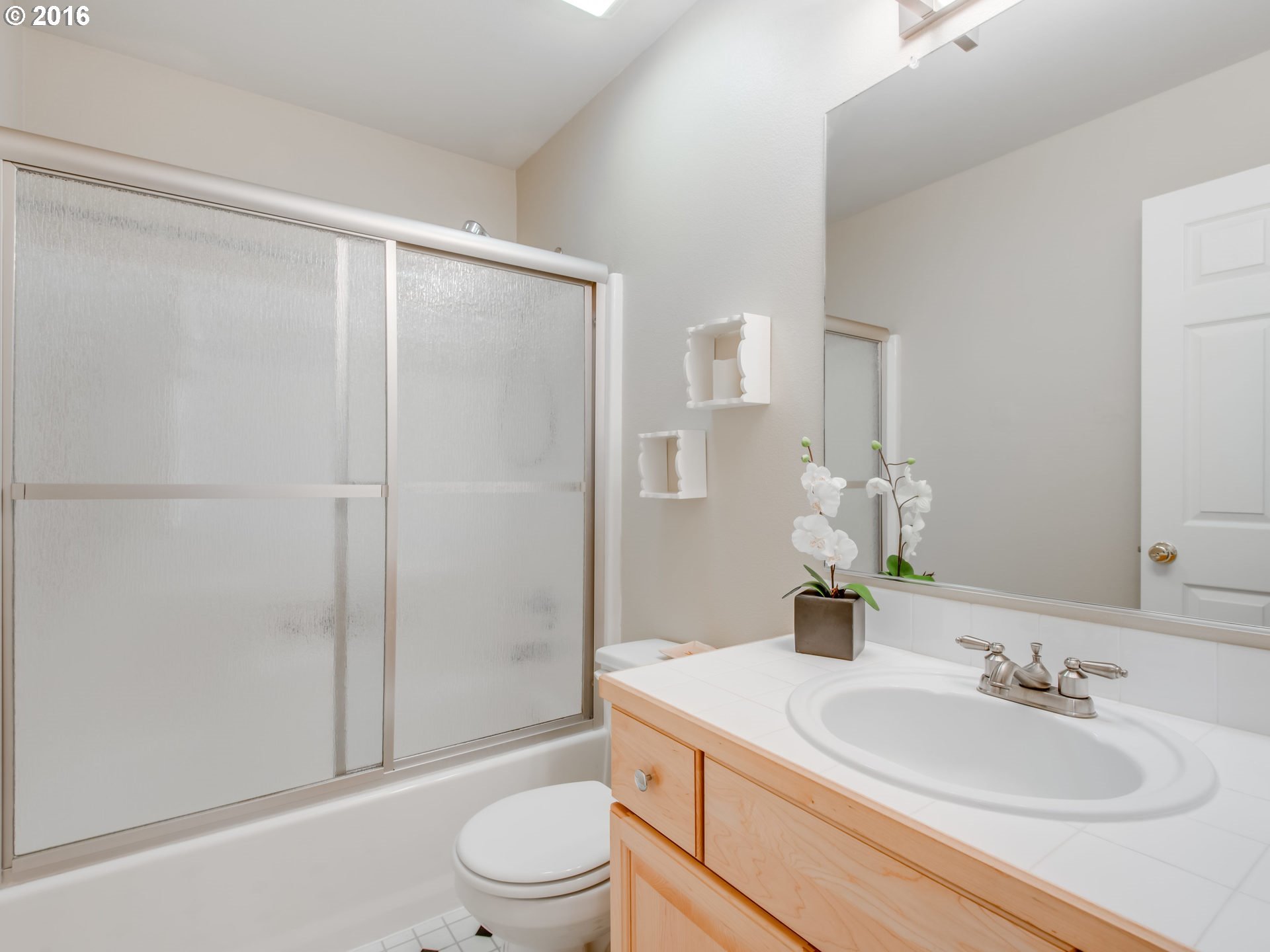 5828 Southeast 16th Loop Gresham, OR 97080 - Photo 18 of 21