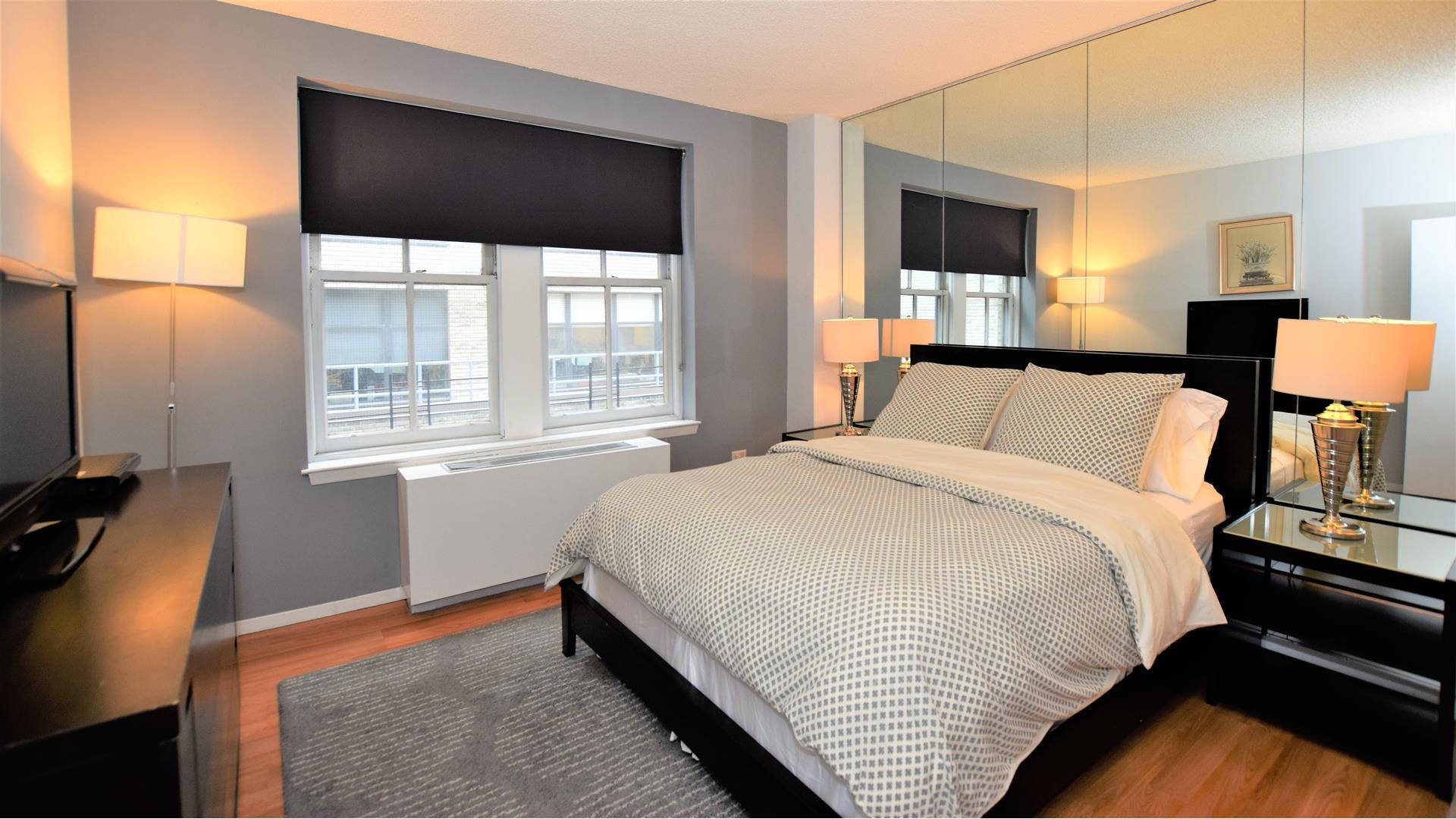 150 West 51st Street, Unit 2030 Manhattan, NY 10019 - Photo 3 of 5