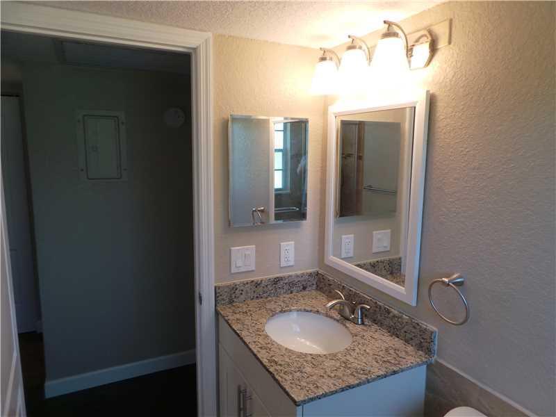 355 Mansfield I, Unit 355 Boca Raton, FL 33434 - Photo 8 of 22