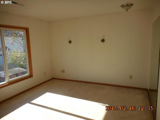 21498 Southwest Jay Street Aloha, OR 97003 - Photo 11 of 12