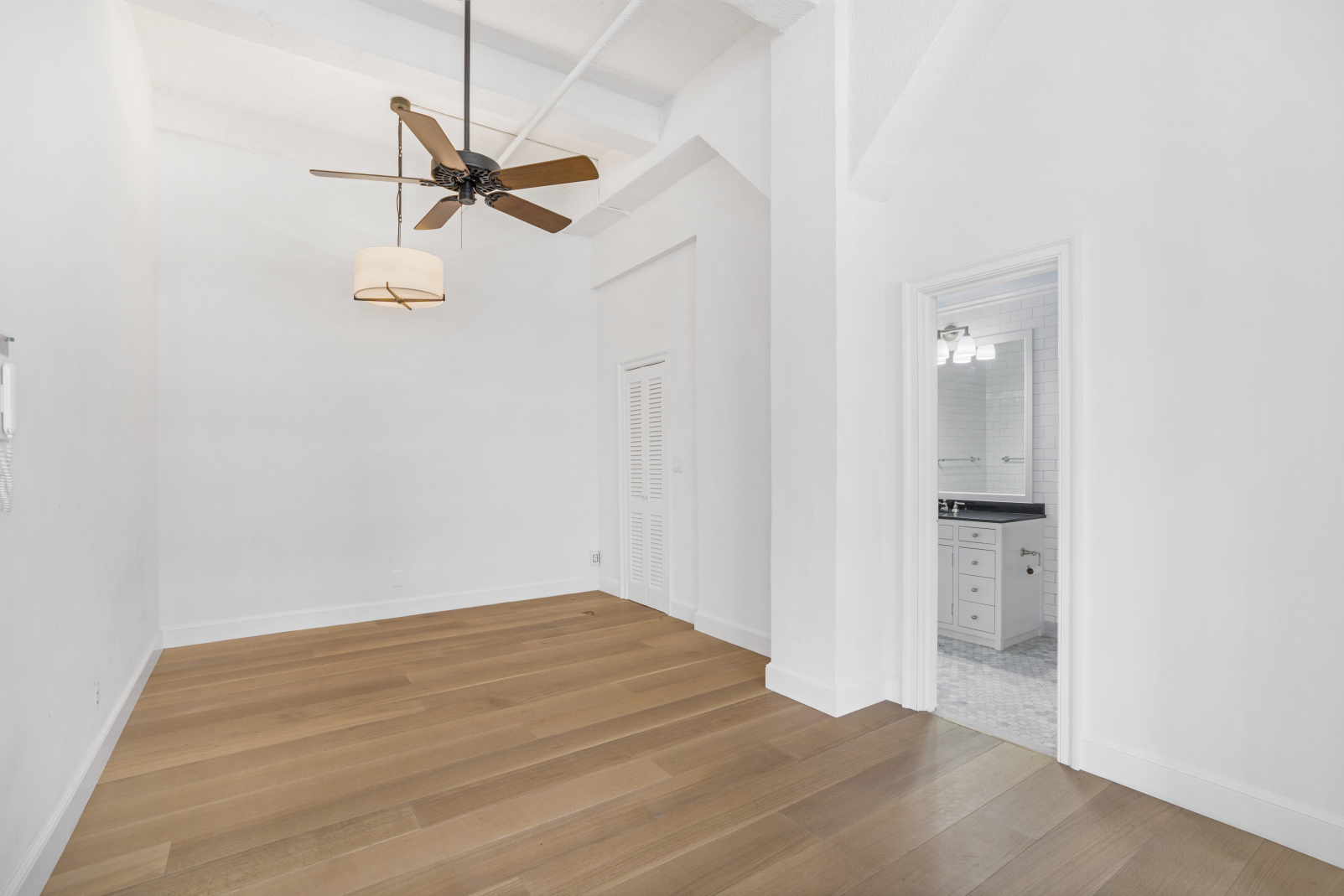 348 West 38th Street, Unit 10E Manhattan, NY 10018 - Photo 2 of 13