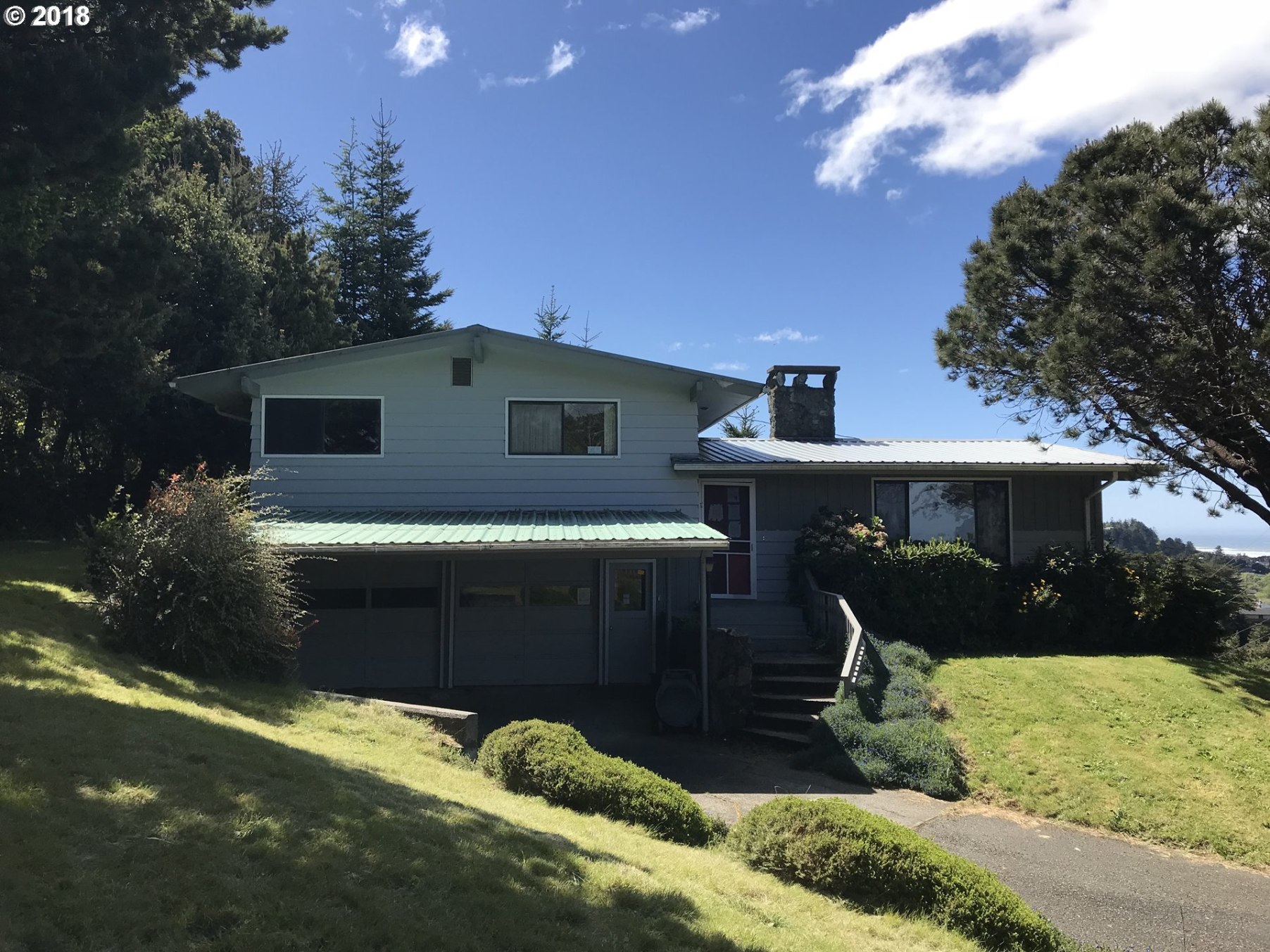 29825 Hounddog Road Gold Beach, OR 97444 - Photo 1 of 28 Gallery Image 1