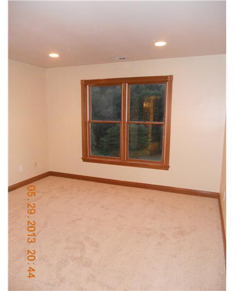 840 Dick Road Renfrew, PA 16053 - Photo 15 of 20