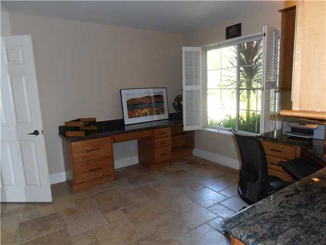 16170 Country Day Road Poway, CA 92064 - Photo 14 of 25 SECOND DESK AREA IN THE OFFICE-4TH BEDROOM