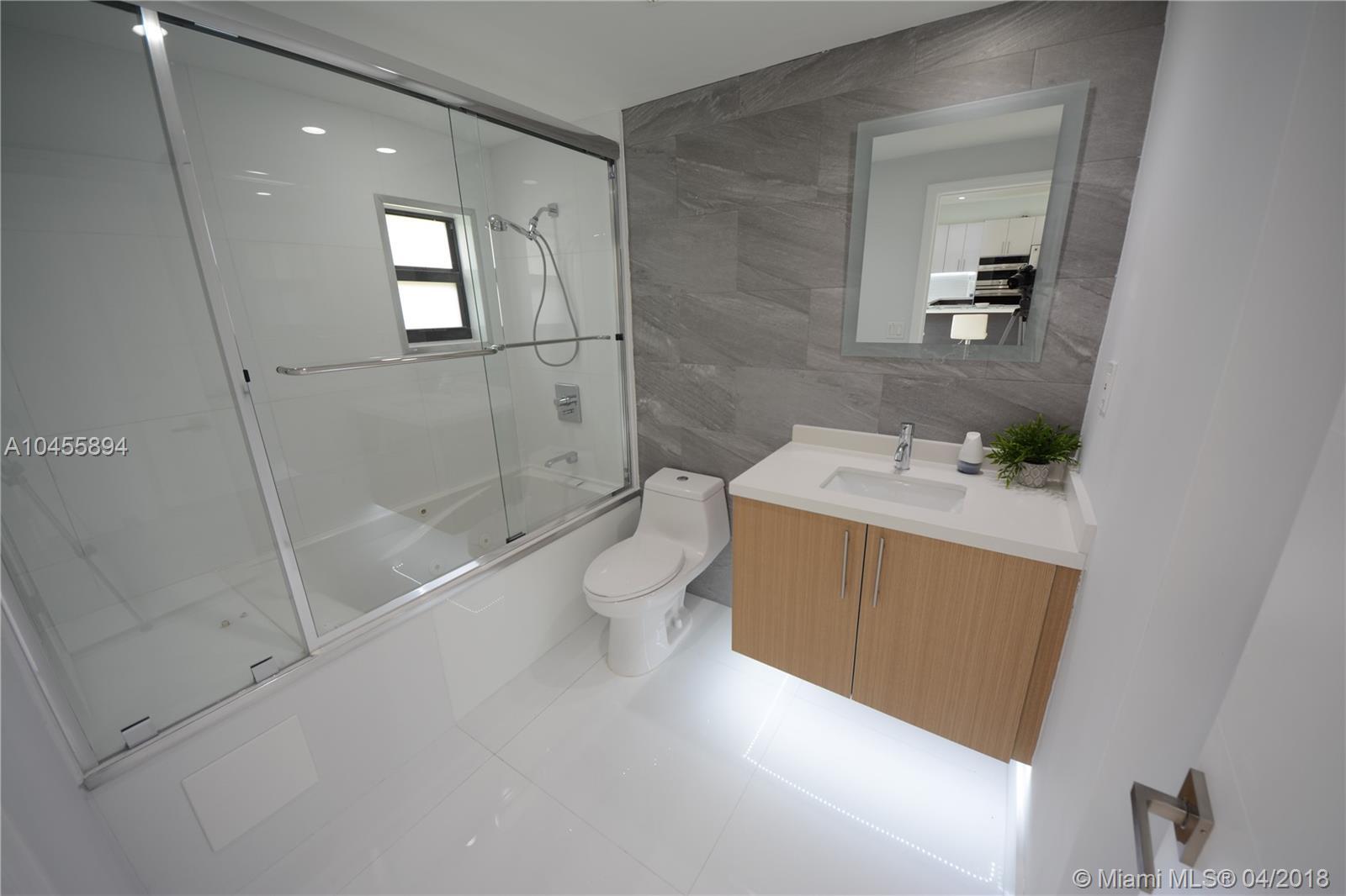 355 Southwest 25th Road Miami, FL 33129 - Photo 23 of 31