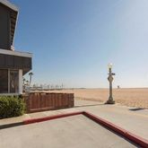 $3,850,000 | 200 East Oceanfront, Newport Beach, CA 92661