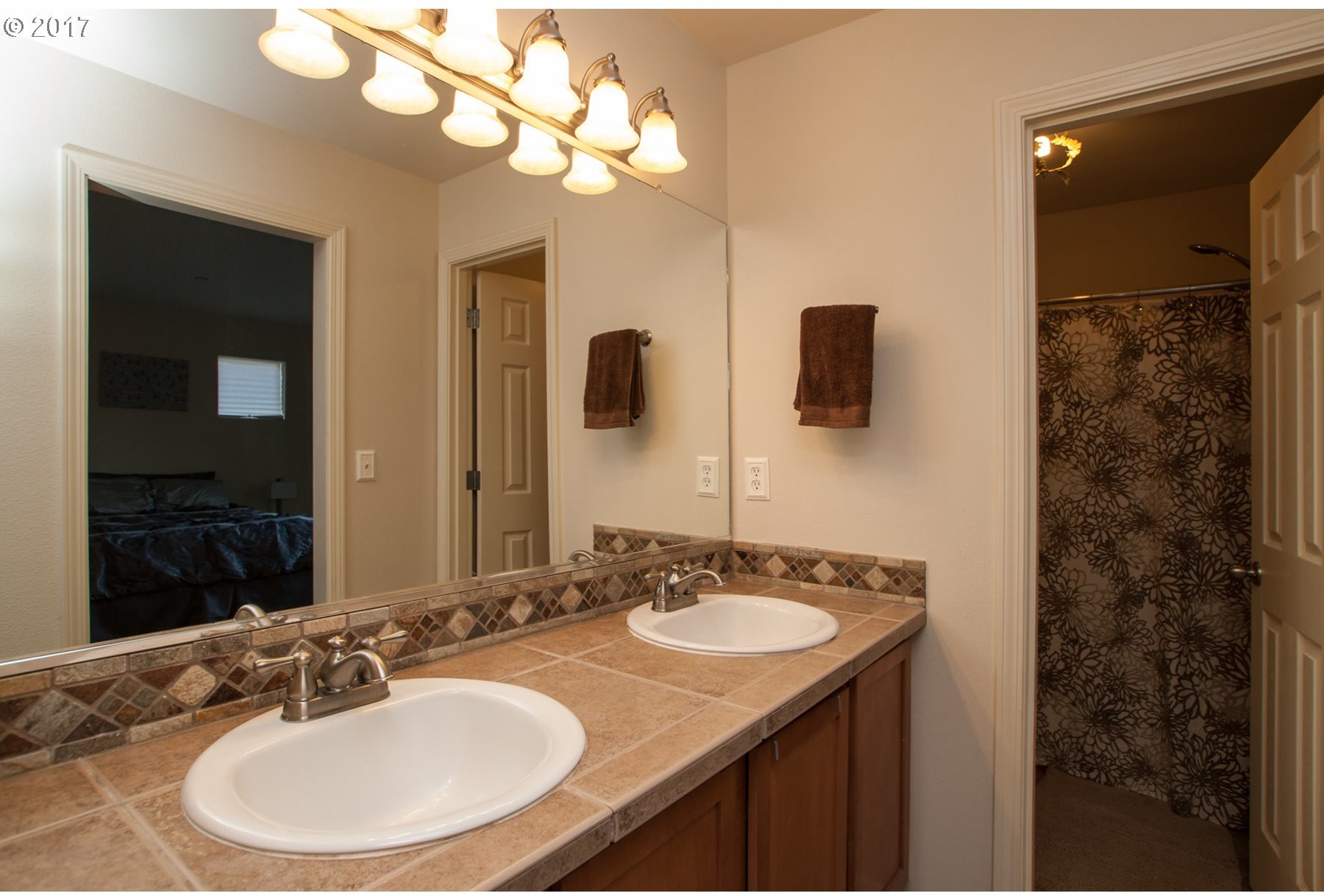 15541 Southwest Stone Ridge Circle Beaverton, OR 97007 - Photo 16 of 31 Gallery Image 16