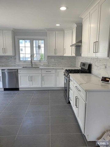 436 West Anderson Street Hackensack, NJ 07601 - Photo 5 of 18