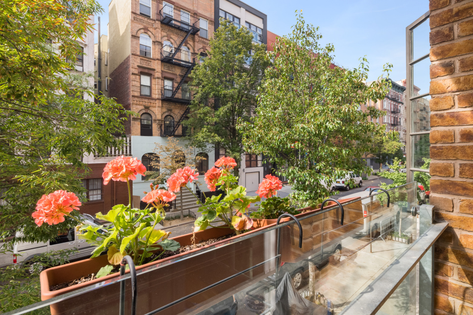 227 East 7th Street, Unit 2nd Floor Manhattan, NY 10009 - Photo 6 of 12