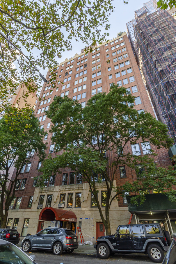 7 Gracie Square, Manhattan, NY 10128 - Photo 2 of 3