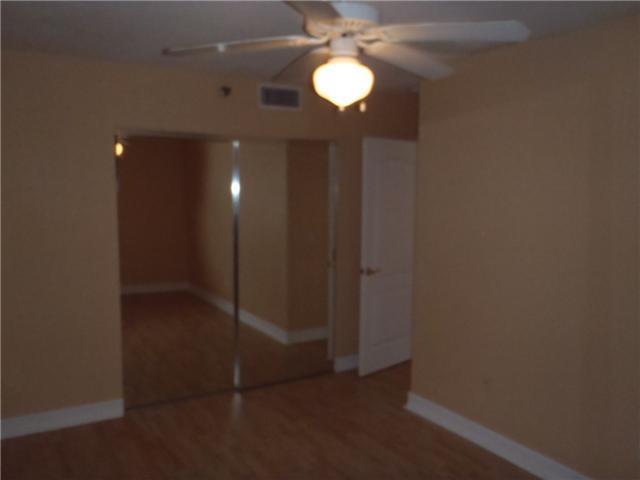 677 Northeast 24th Street, Unit 602 Miami, FL 33137 - Photo 9 of 12