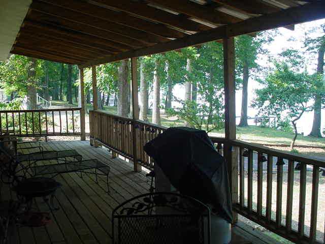 865 Sunset Beach Road Florence, AL 35633 - Photo 3 of 7