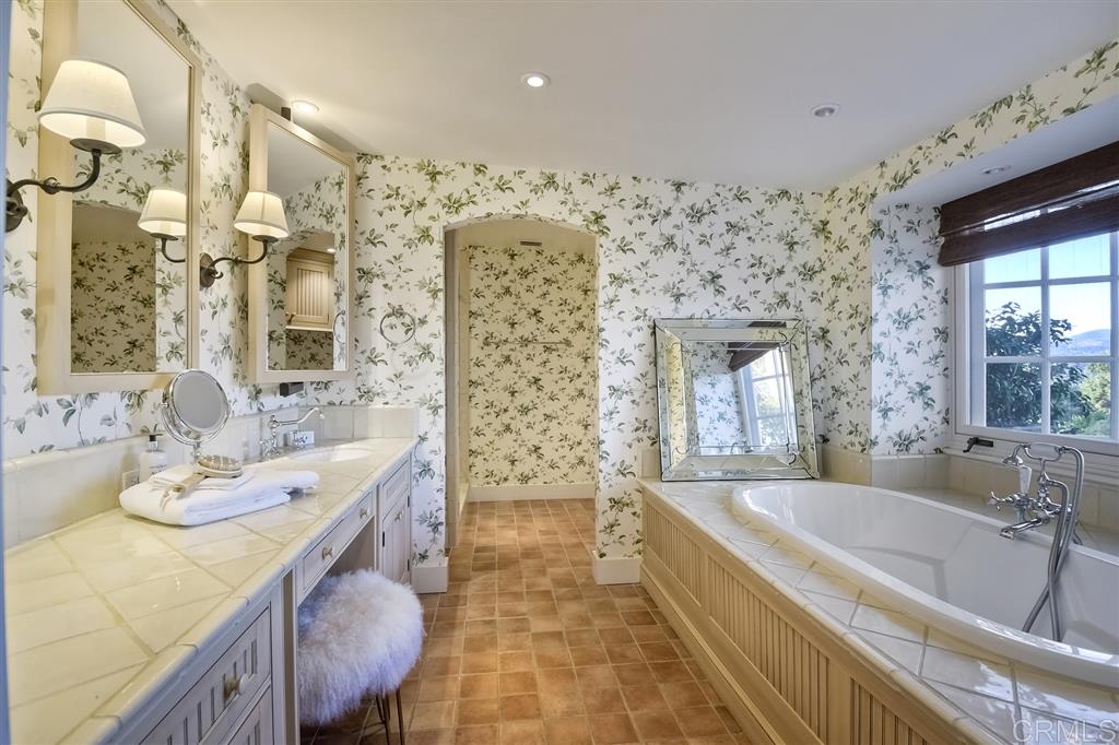 1601 Wilt Road Fallbrook, CA 92028 - Photo 15 of 25