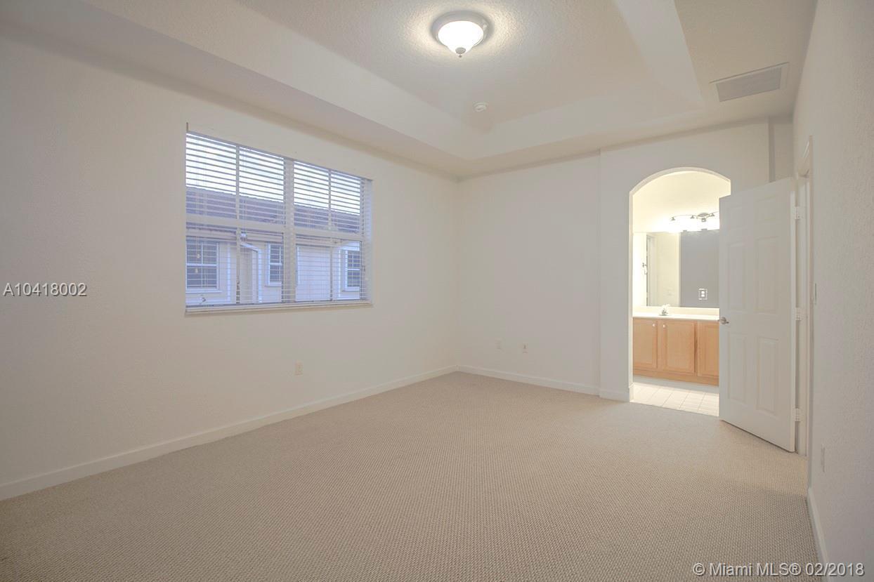 8635 Northwest 112th Path Doral, FL 33178 - Photo 18 of 29