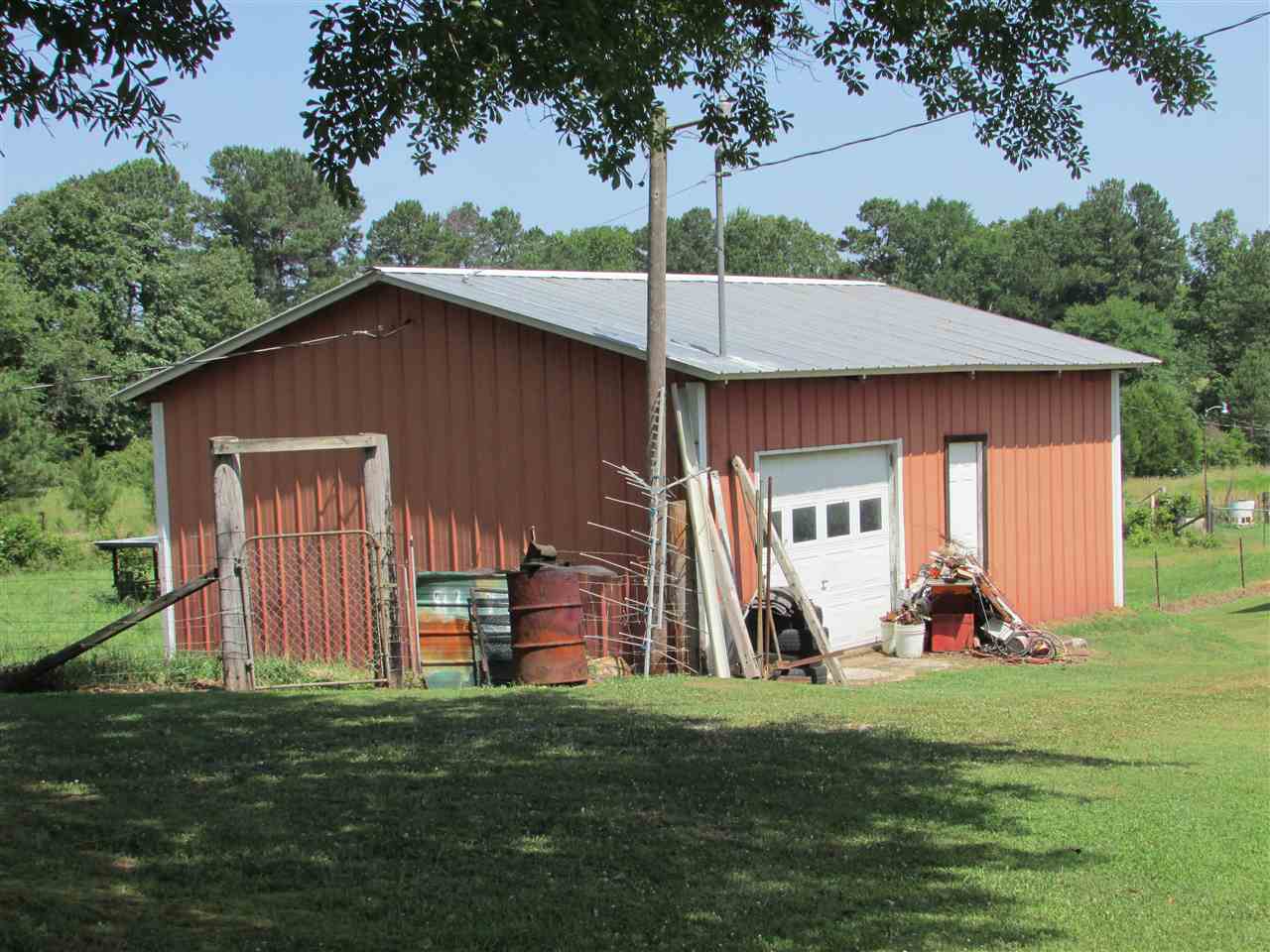 1256 Connie Smith Road Selmer, TN 38375 - Photo 17 of 25 Gallery Image 17