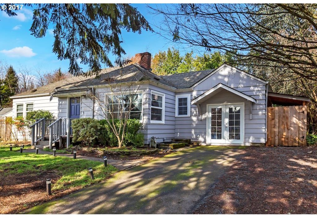 3019 Southwest Flower Terrace Portland, OR 97239 - Photo 1 of 20 Gallery Image 1