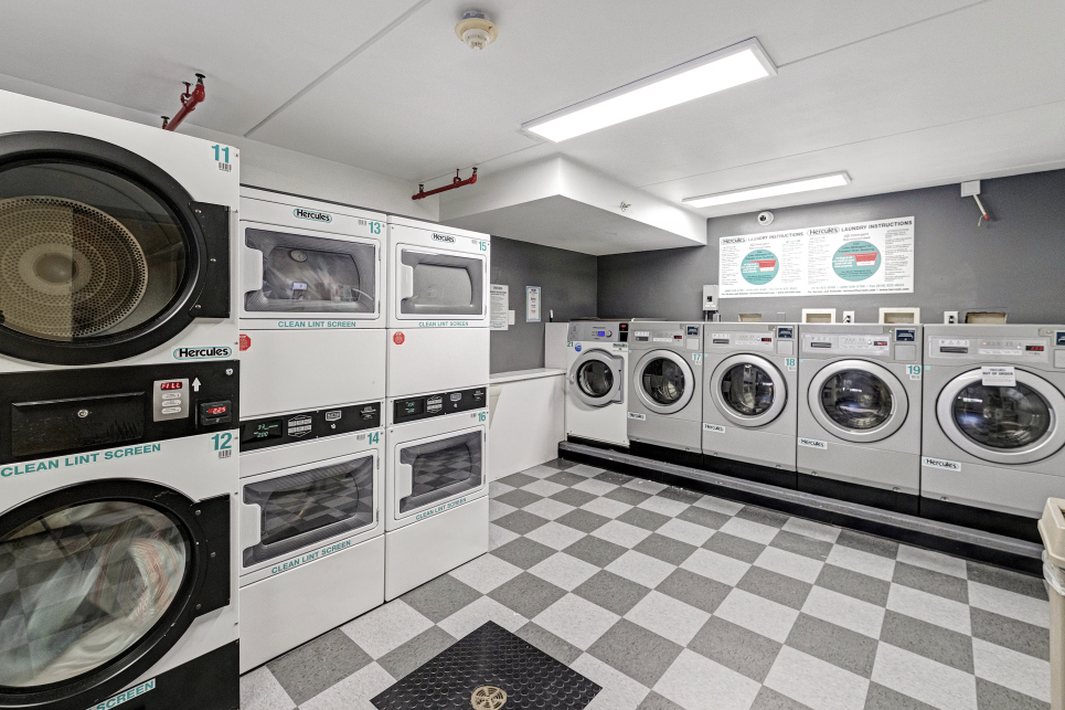 The Palm 333 E 119th St, Manhattan, NY 10035 - Photo 4 of 6