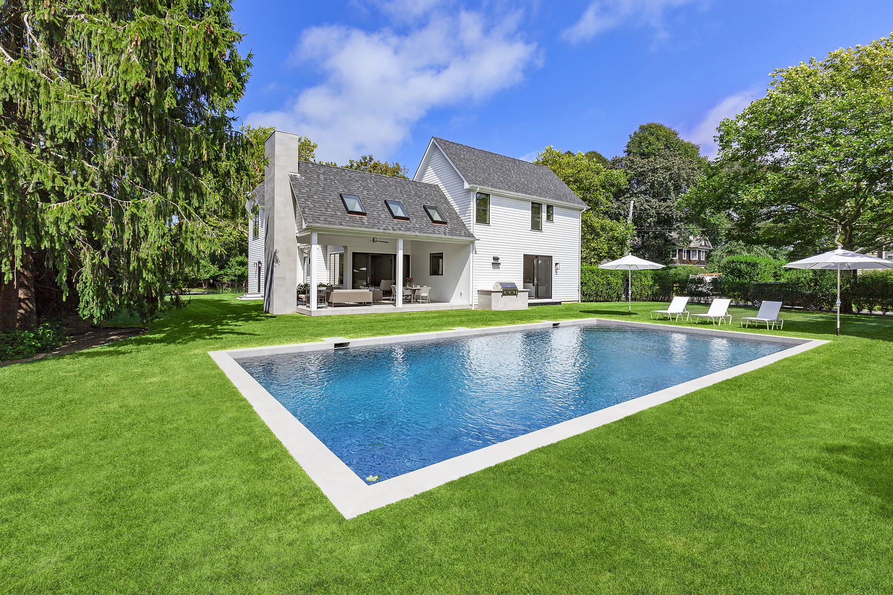 Bridgehampton North Bridgehampton, NY 11932 - Photo 2 of 25