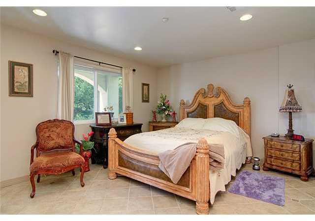 34724 Yuma Road Julian, CA 92036 - Photo 9 of 15 Downstairs Guest area