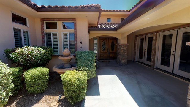 19177 Kanbridge Street Apple Valley, CA 92308 - Photo 5 of 60