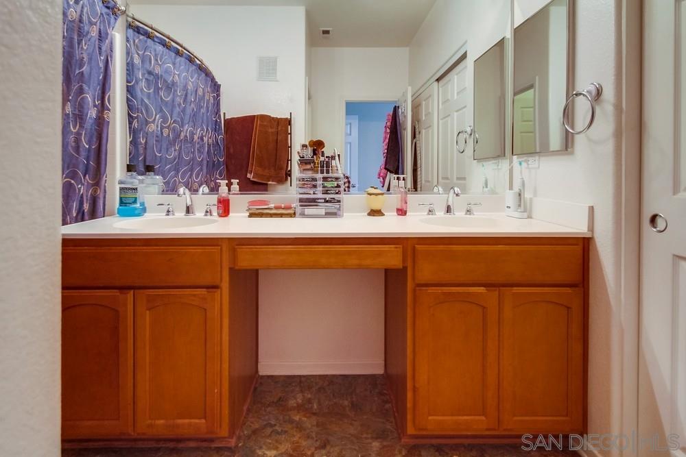 293 Reef Point Way, Unit 4 Oceanside, CA 92058 - Photo 20 of 25 Gallery Image 20
