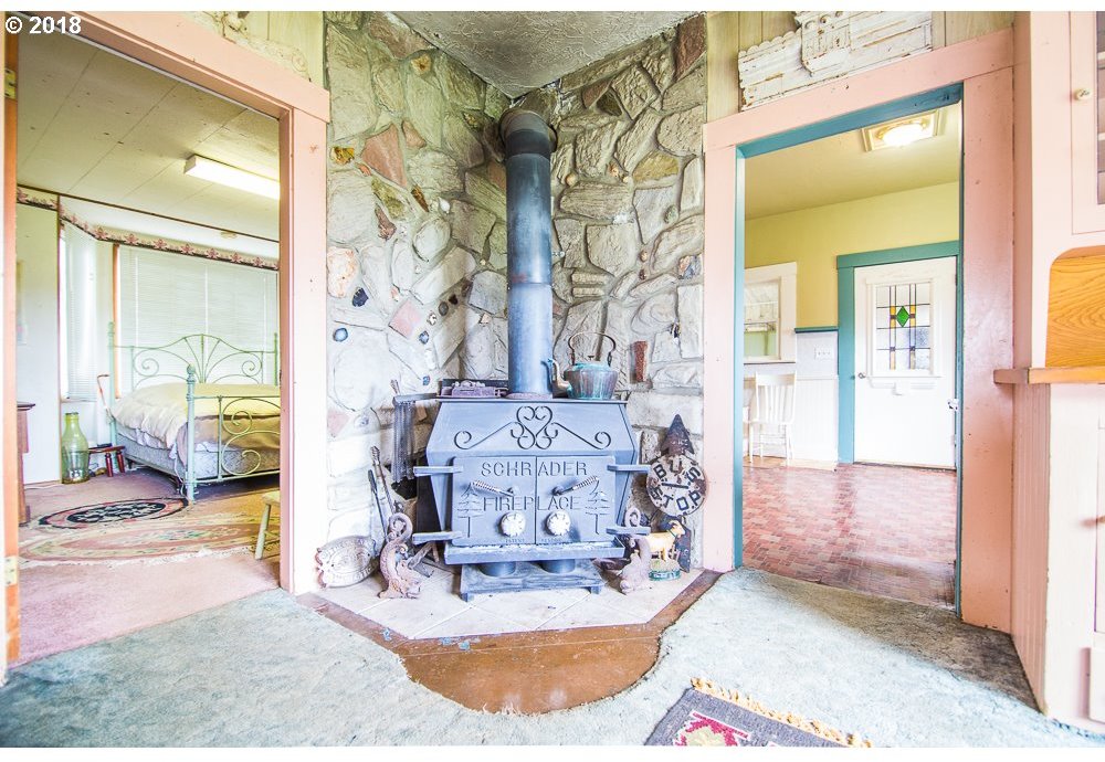29170 Southeast Currin Road Estacada, OR 97023 - Photo 18 of 25 Gallery Image 18