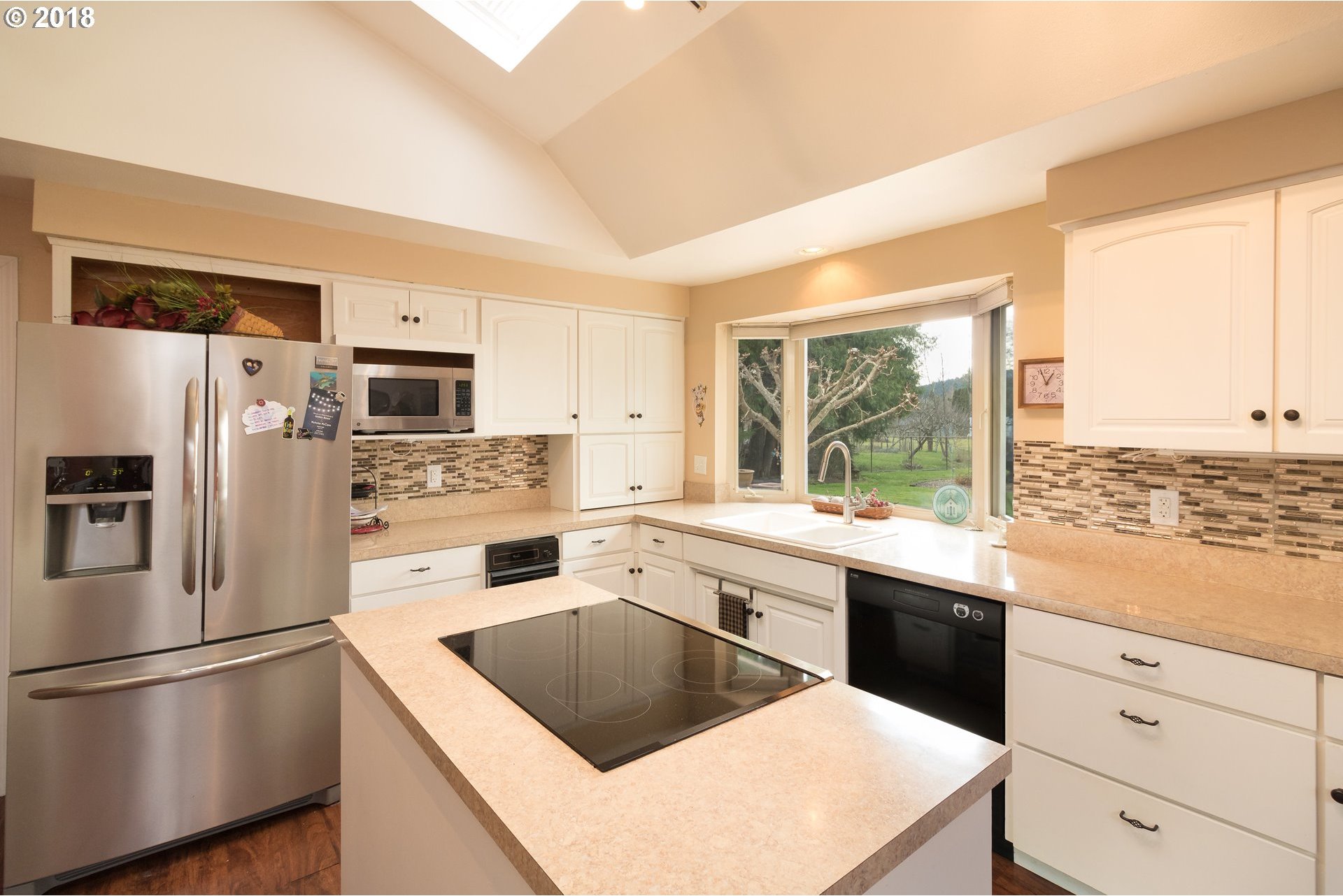 17573 North Bank Road Roseburg, OR 97470 - Photo 24 of 24 Gallery Image 24