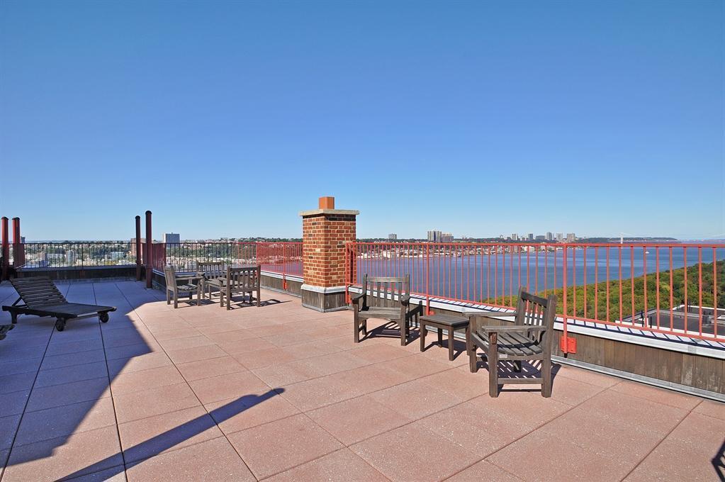 315 Riverside Drive, Unit 9C Manhattan, NY 10025 - Photo 10 of 11