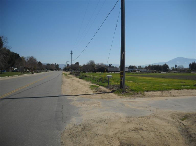 8635 East Wilson Road Bakersfield, CA 93307 - Photo 2 of 10 Gallery Image 2
