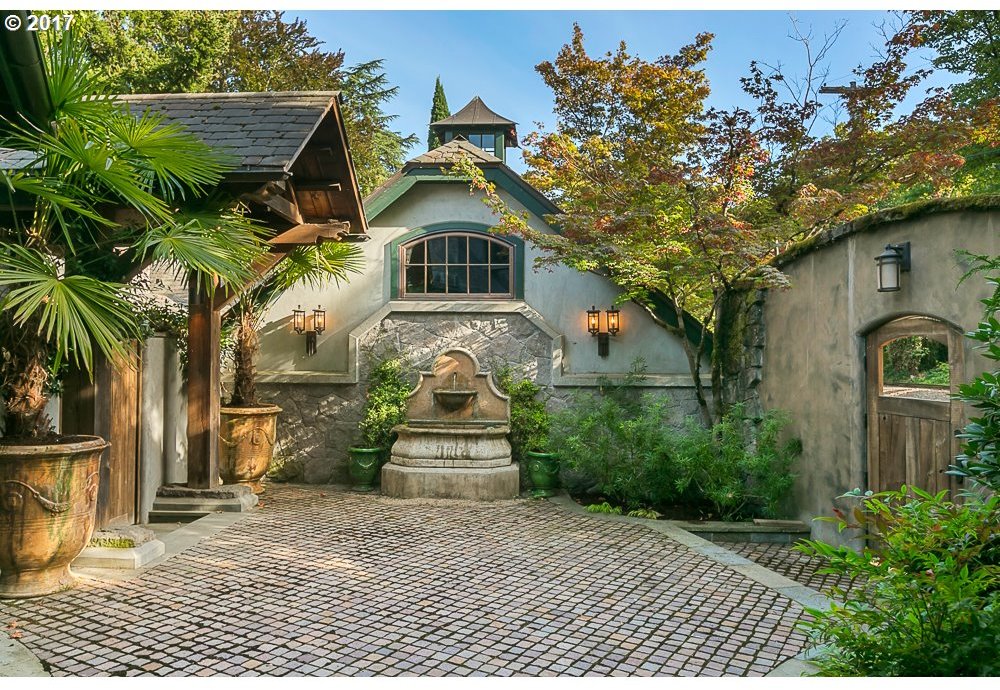 11350 Southwest Riverwood Road Portland, OR 97219 - Photo 1 of 32 Gallery Image 1