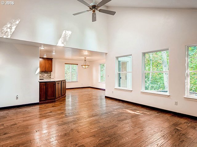 17852 Southwest Bryan Way Beaverton, OR 97007 - Photo 7 of 24 Gallery Image 7