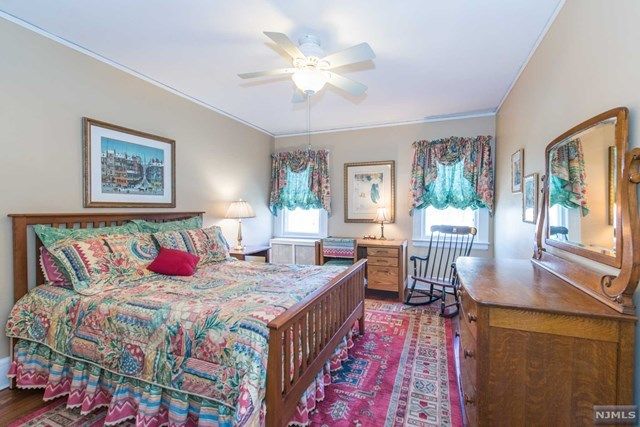 46 Floyd Road Verona, NJ 07044 - Photo 17 of 23 Gallery Image 17