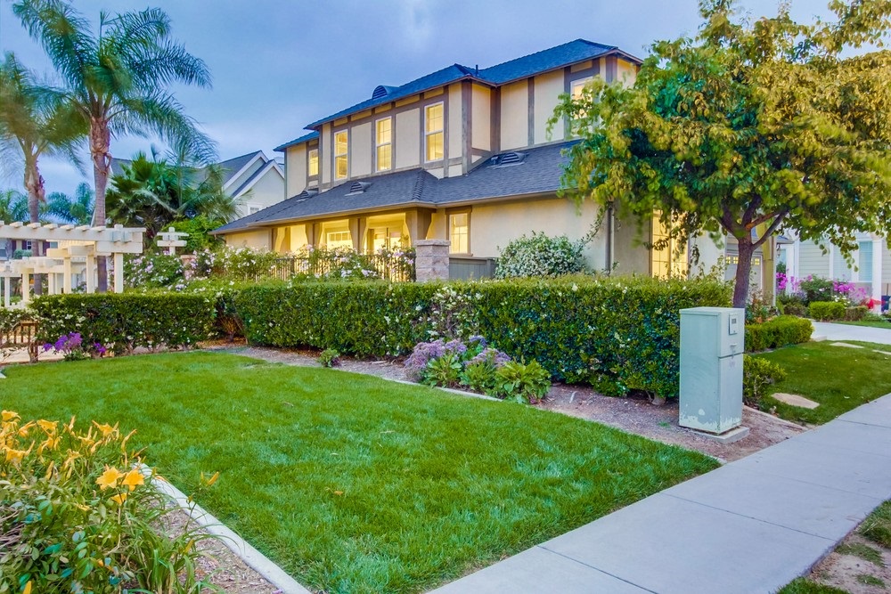 6965 Waters End Drive Carlsbad, CA 92011 - Photo 2 of 4