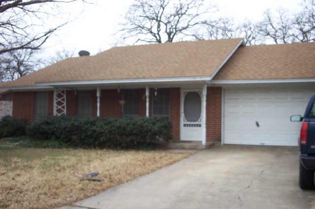 3220 Bob-O-Link Lane Denton, TX 76209 - Photo 1 of 1 WONDERFUL HOUSE FOR ALL GENERATIONS