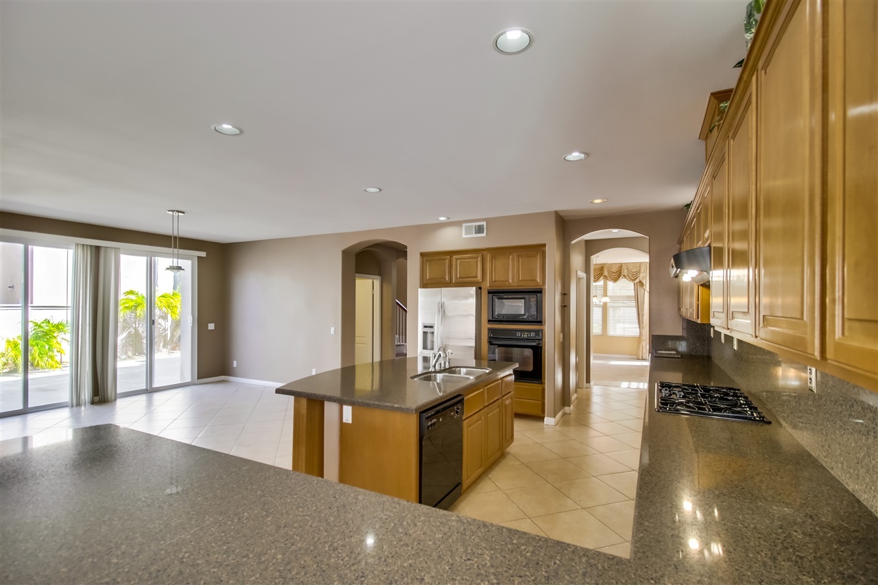 1085 Eagle Ridge Place Chula Vista, CA 91913 - Photo 7 of 25 Gallery Image 7