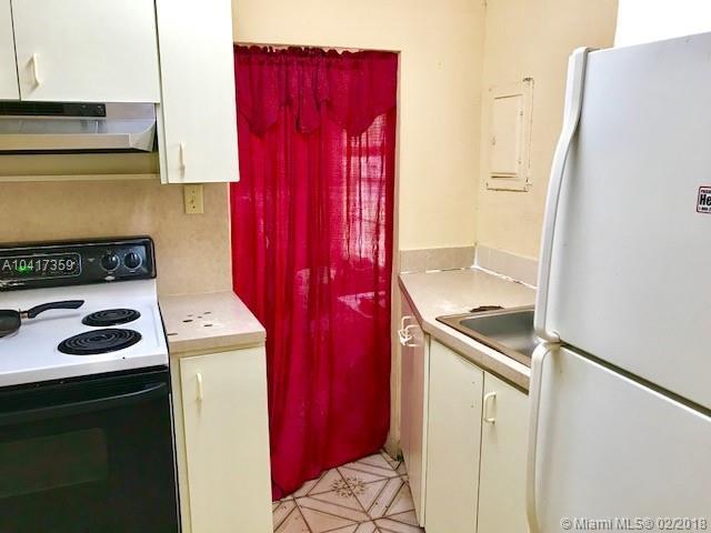 2424 Northwest 28th Street Miami, FL 33142 - Photo 16 of 24