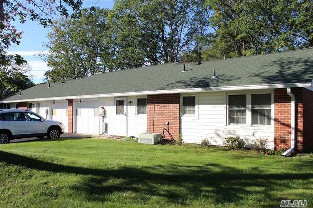 53 Trent Court Ridge, NY 11961 - Photo 1 of 1 Gallery Image 1