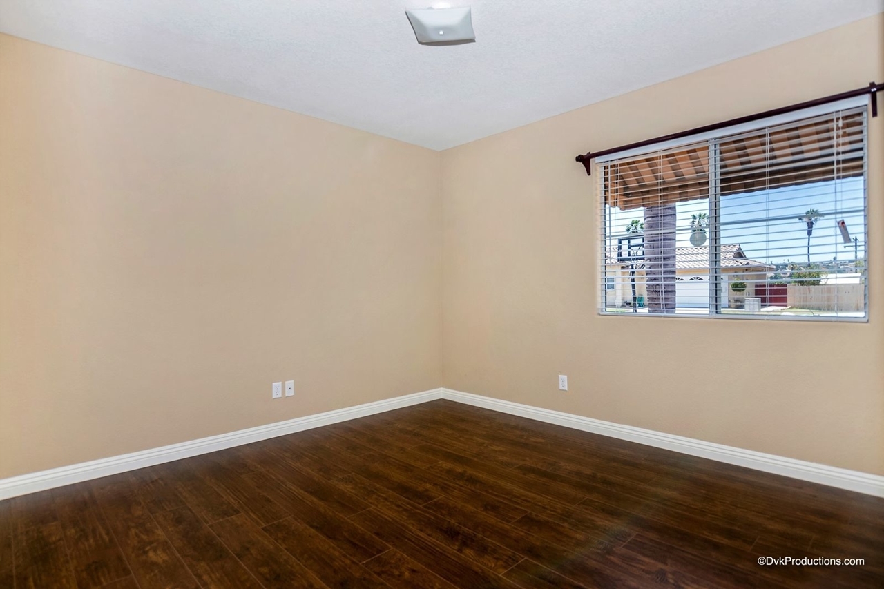 885 St George Place Spring Valley, CA 91977 - Photo 20 of 25 Gallery Image 20