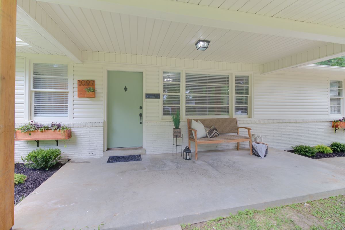 1097 Marcia Road Memphis, TN 38117 - Photo 3 of 25