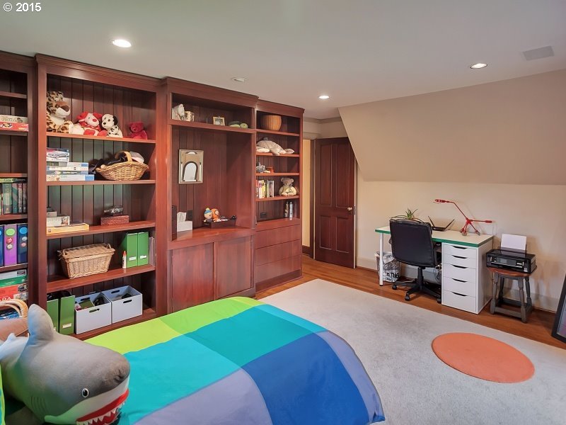 3365 Southwest Talbot Road Portland, OR 97201 - Photo 10 of 30 Gallery Image 10