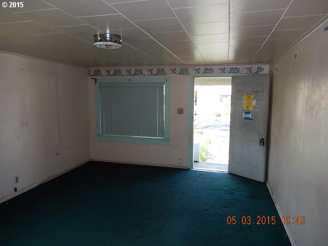 416 Southwest 19th Street Pendleton, OR 97801 - Photo 7 of 9