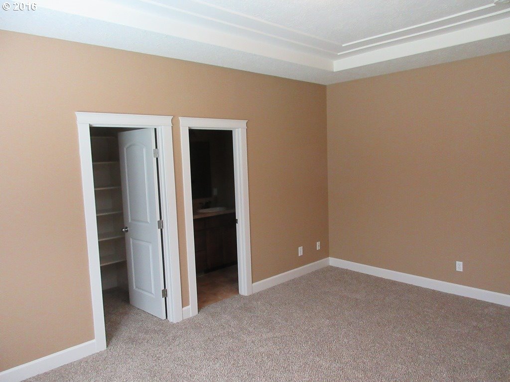 2255 Equestrian Loop South Salem, OR 97302 - Photo 3 of 17