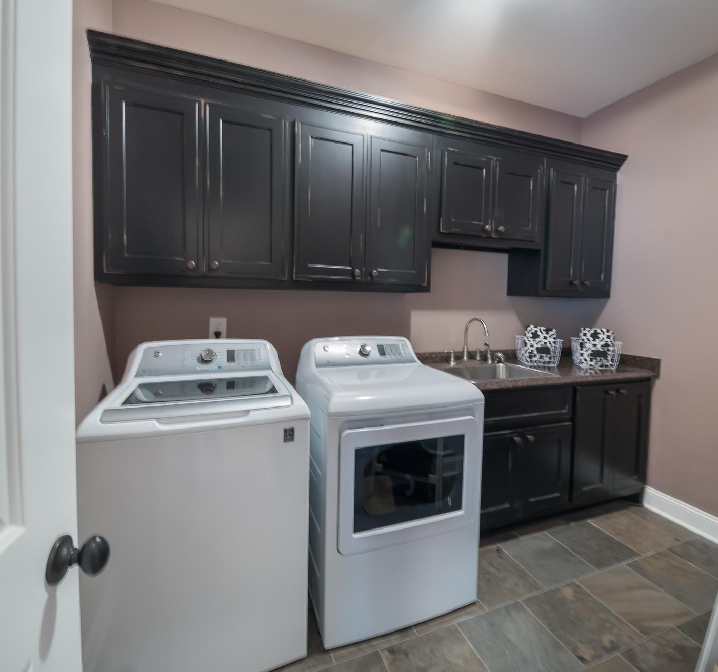 2780 Canoe Branch Road Lebanon, TN 37087 - Photo 19 of 40 Laundry/Mud room