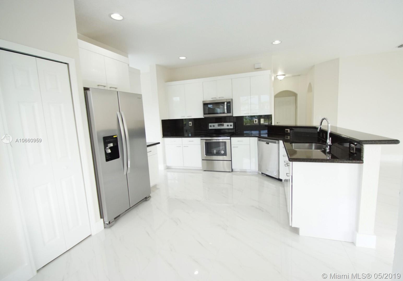 16605 Southwest 55th Terrace Miami, FL 33185 - Photo 5 of 23
