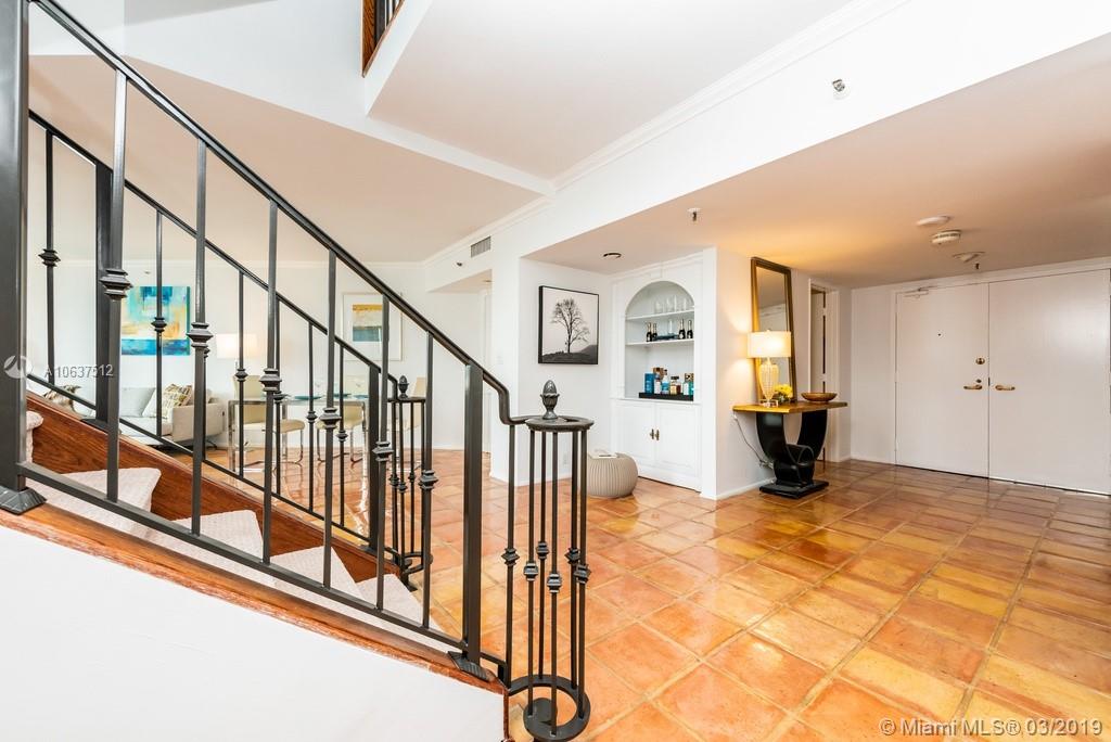 520 Brickell Key Drive, Unit APH00 Miami, FL 33131 - Photo 20 of 48