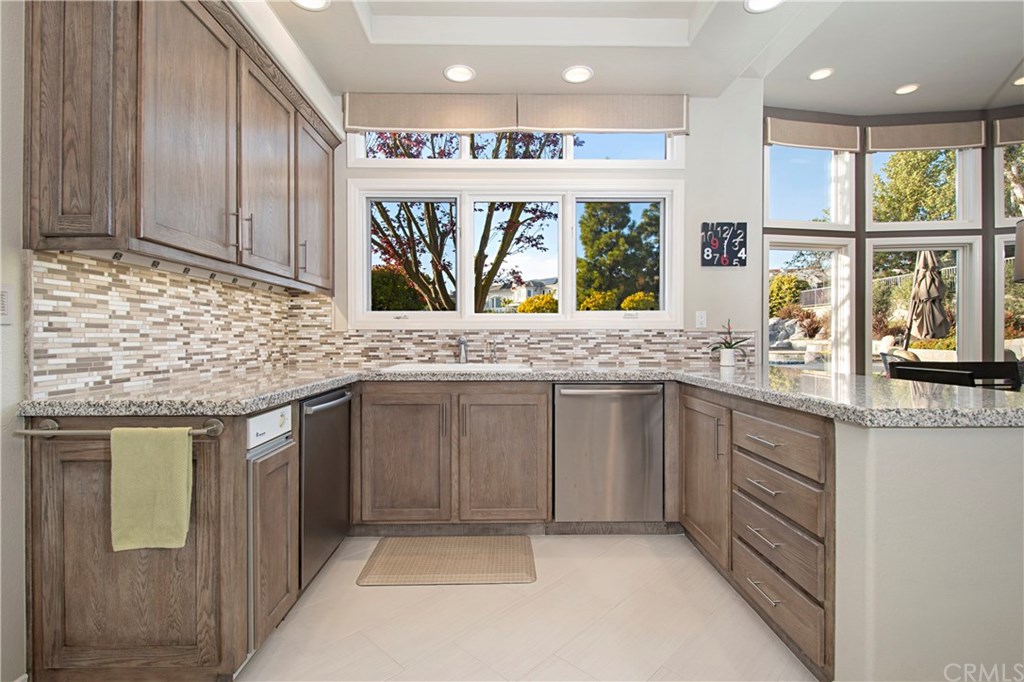 23 Emerald Glen Laguna Niguel, CA 92677 - Photo 13 of 56