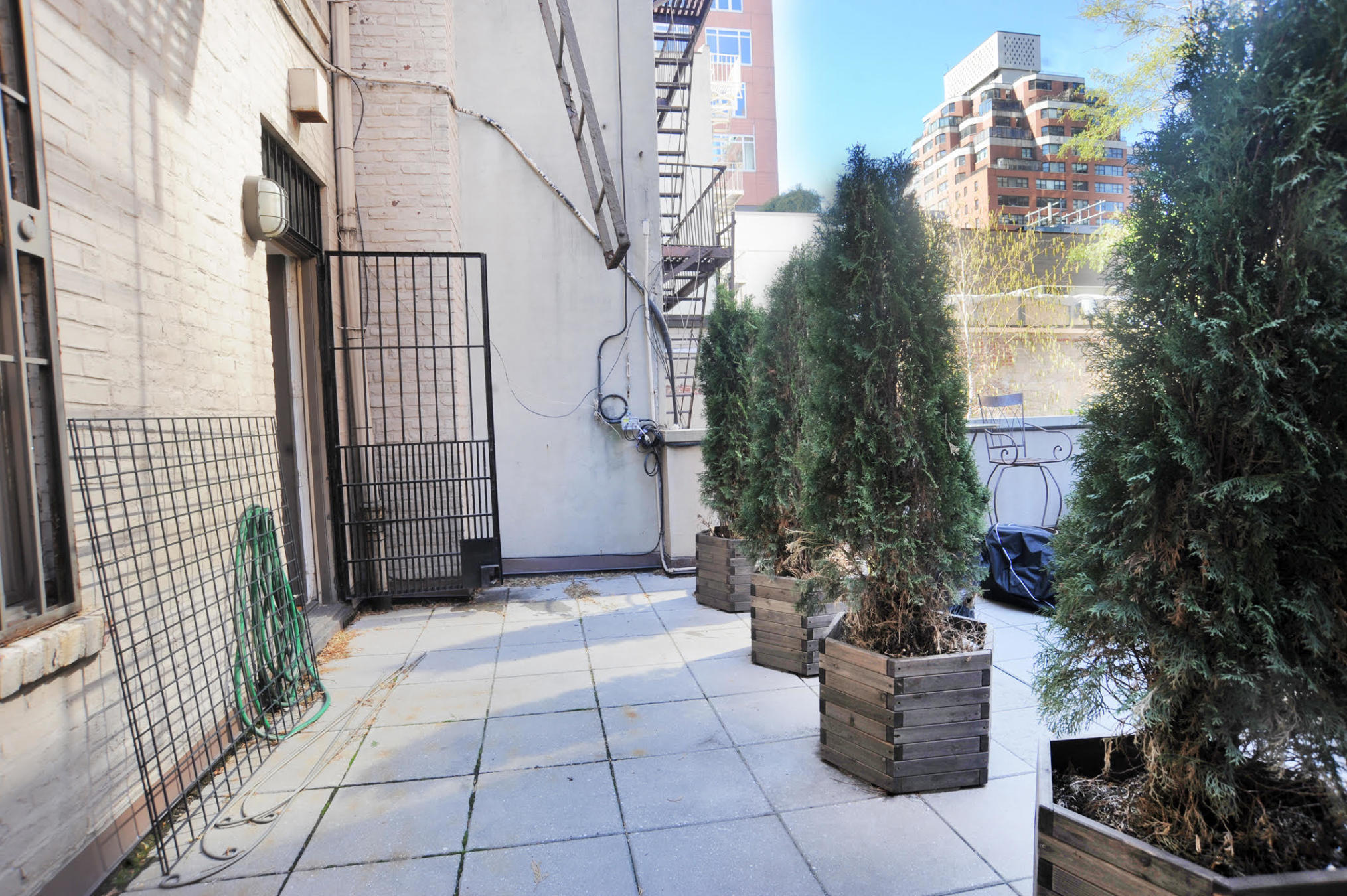 215 East 59th Street, Unit 2F Manhattan, NY 10022 - Photo 9 of 10