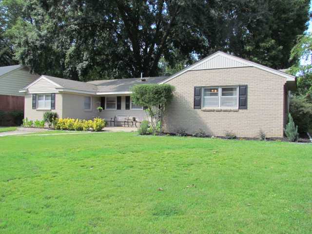 5334 Chickasaw Road Memphis, TN 38120 - Photo 2 of 25 Another view of the front exterior - the roof is only 6 years old!